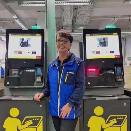 METRO Oesterreich, Jubilaeum, Mitarbeiterinnen, Mitarbeiter
