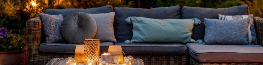 Lounges, Liegen & Schirme