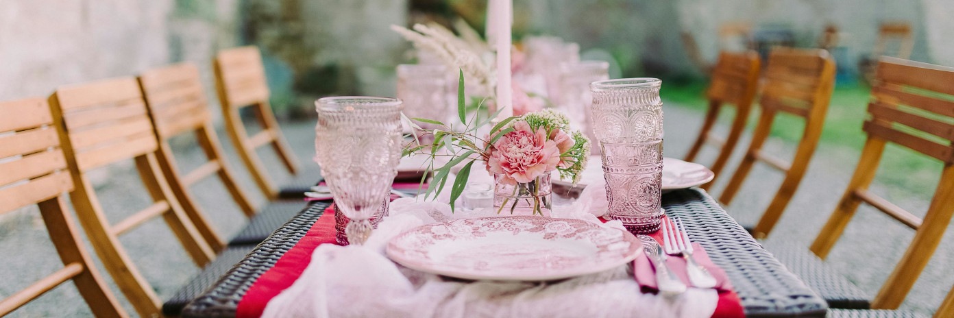 How to Choose the Perfect Furniture for Your Catering Event