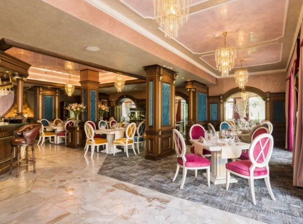 Фюжън Ресторант Garden Of Rich