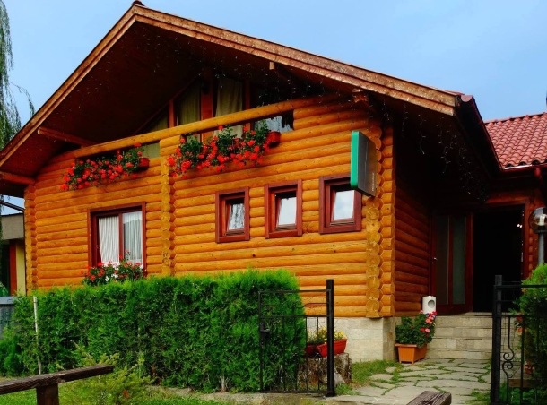 Пицария Дървената Къща