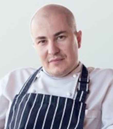 Петър Николов