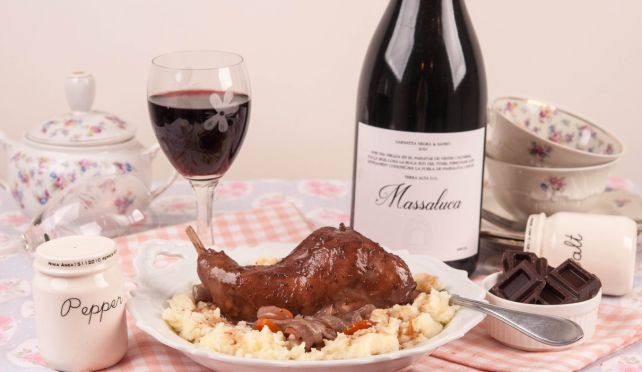 Заек с вино и шоколад