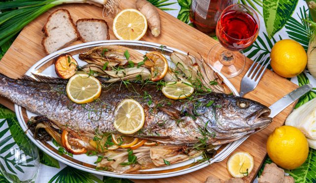 Минокоп с бок чой, фенел и цикория на фурна