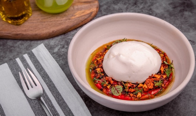 Печени чушки с българска "Бурата"