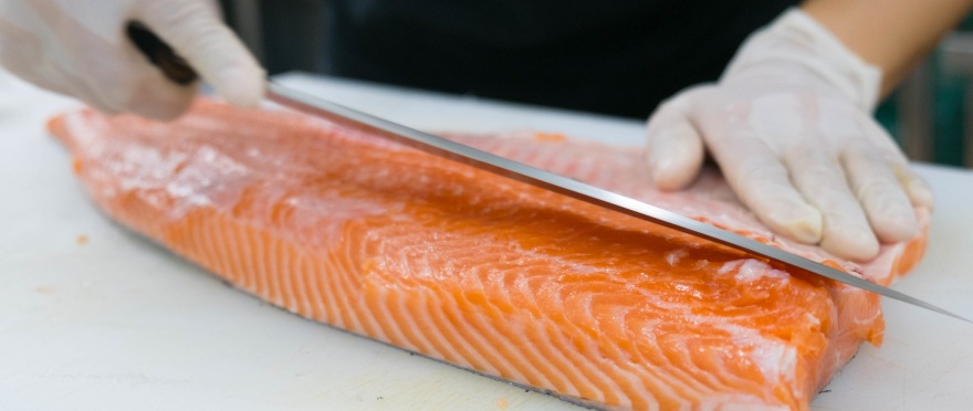 Филетиране на сьомга