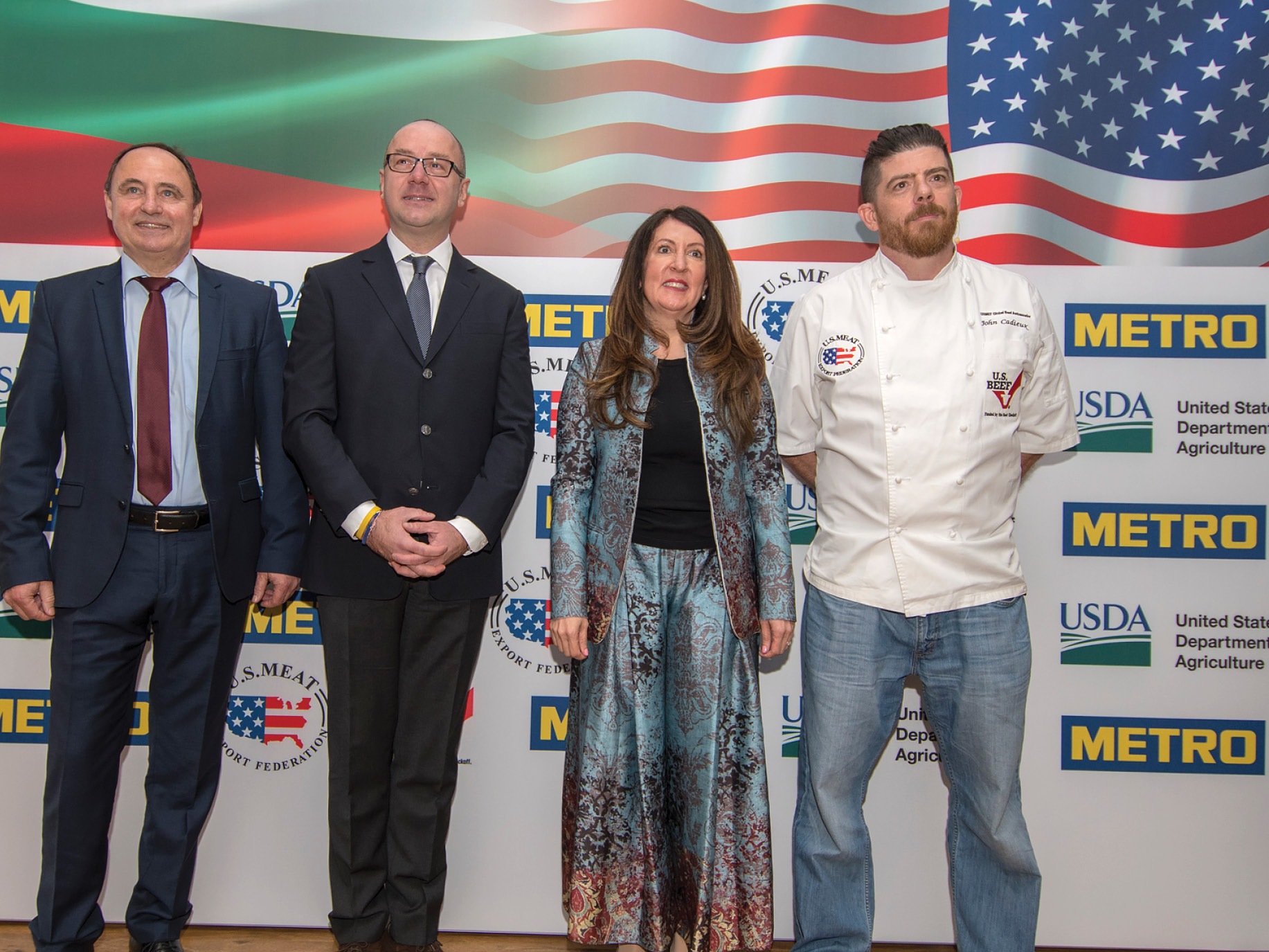 Двама посланици дадоха старт на продажбата на американско говеждо в МЕТРО