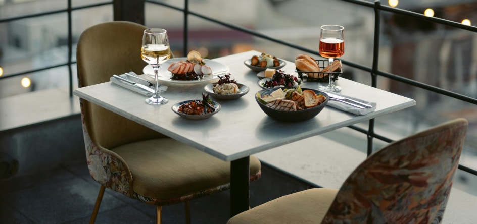 Styling hotel outdoor spaces: Room balcony