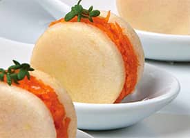 Mrkvový salát s jablkem