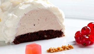 Rybízové mascarpone s mandlovým griliášem