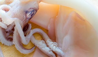 Sushi z plněné sépie