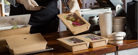 Verpackte Gerichte im Restaurant Verpackte Gerichte im Restaurant