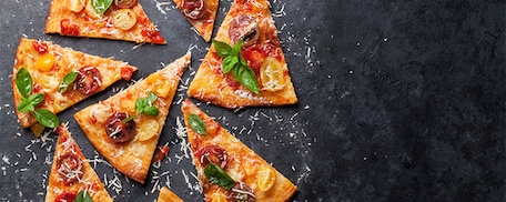 Pizza und Pinsa zählen zu den kulinarischen Highlights der italienischen Küche. 