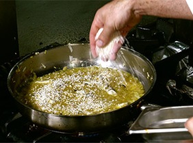 Arroz caldoso de almejas y cocochas - Paso 3