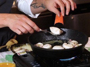 Receta arroz meloso de chipirón y tirabeques - Paso 2