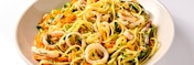 receta final de linguini con calamar y verduras para menu del día