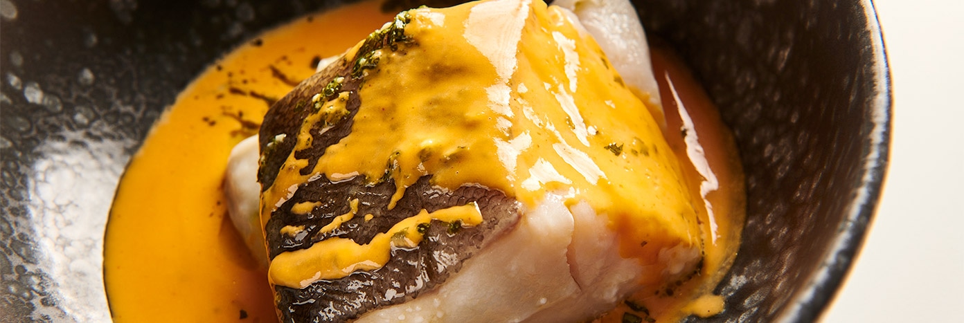 Lomo de merluza de Lanzarote, pil pil y mojo rojo y verde - Braulio Simancas