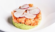 Tarta de salmón con aguacate Makro