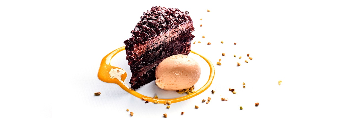 Tarta muerte por chocolate rápida para hostelería