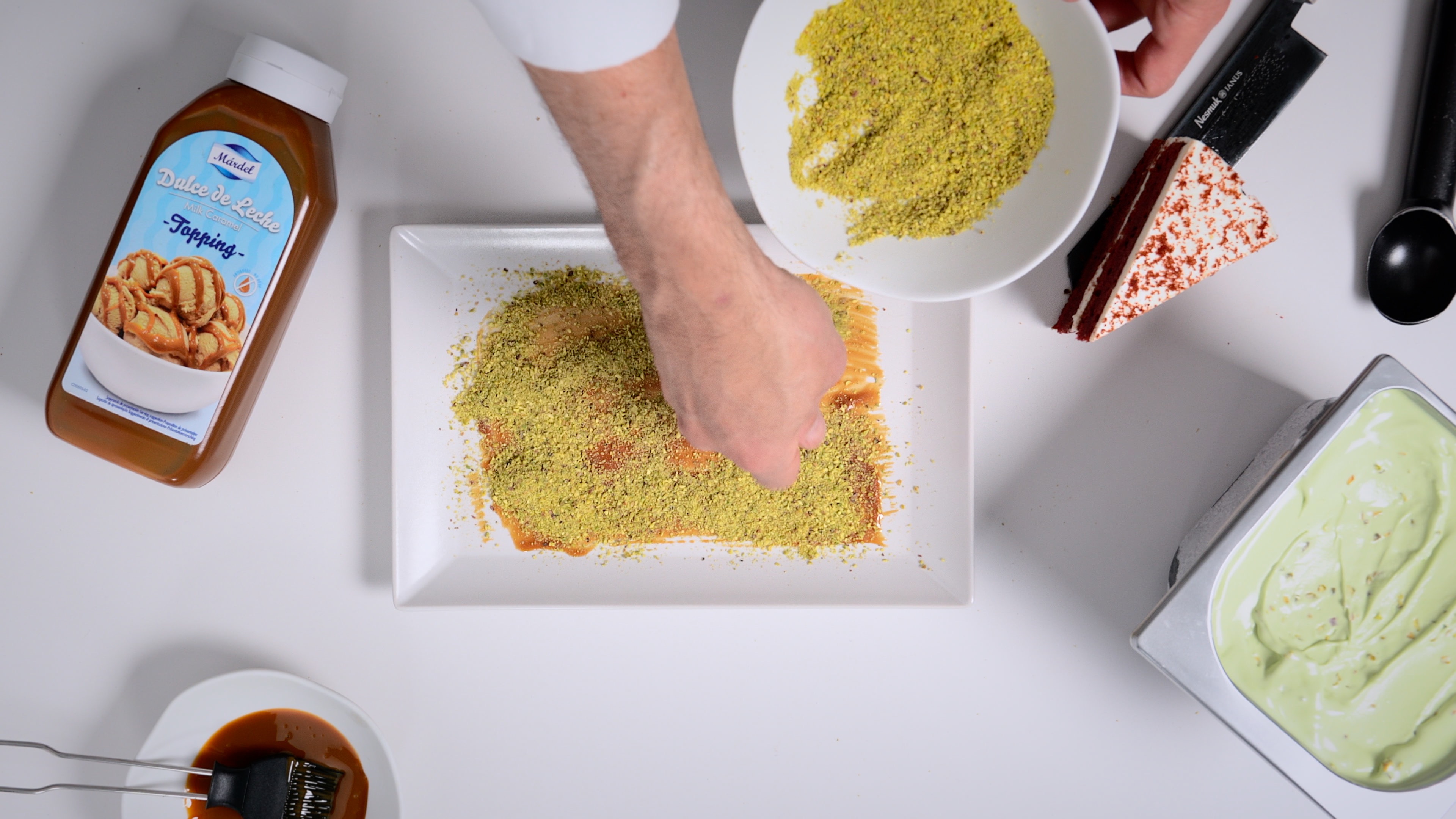 Tarta red velvet rápida para hostelería - Paso 2