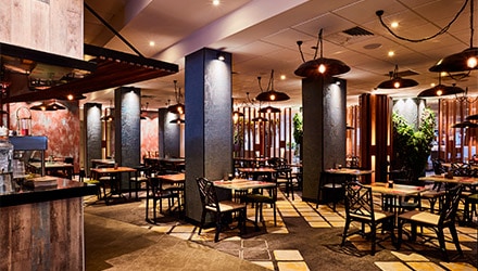 Mobiliario para sala de restaurantes de Makro