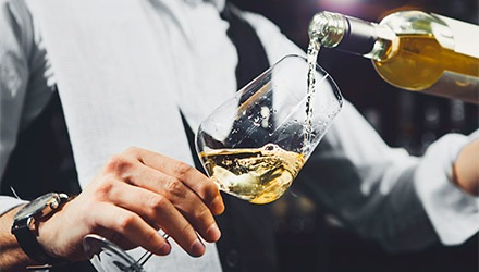 Vinos blancos semidulces en Makro