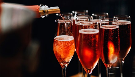 Vino rosado espumoso en Makro