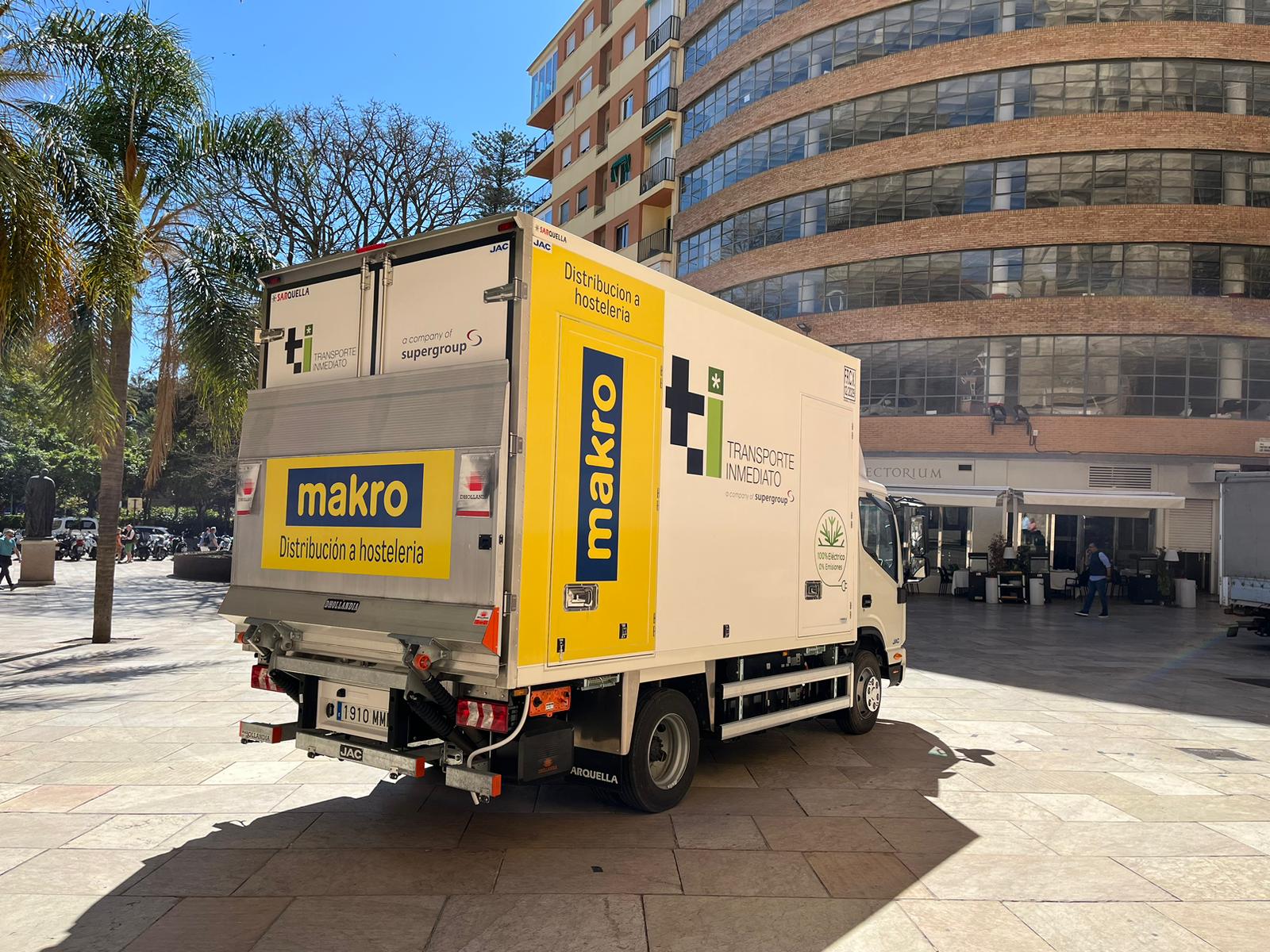 Camión eléctrico Makro