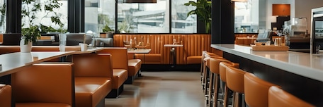 Restaurant au décor moderne, lignes minimalistes et mobilier design