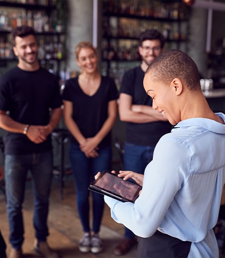 Réunion de management d'équipe en restauration