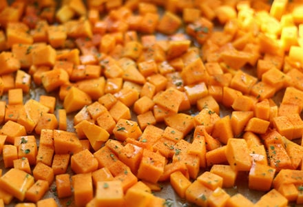 Carottes découpées en cube prêtes à l'emploi