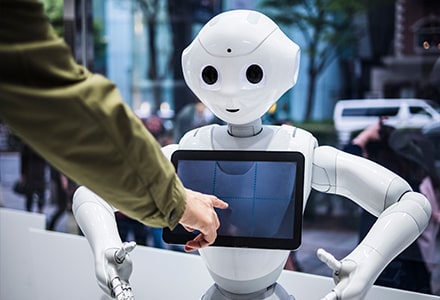 Robot serveur dans un restaurant