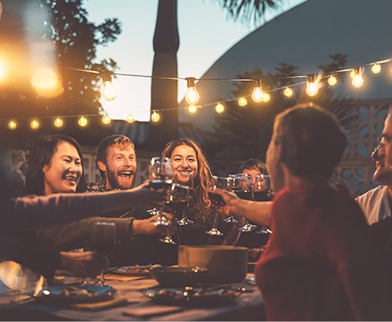 Joyeux au restaurant