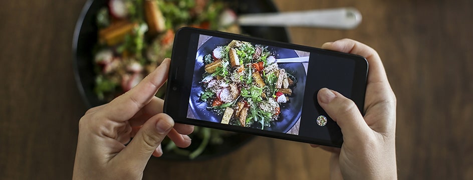 Plat pris en photo avec un téléphone