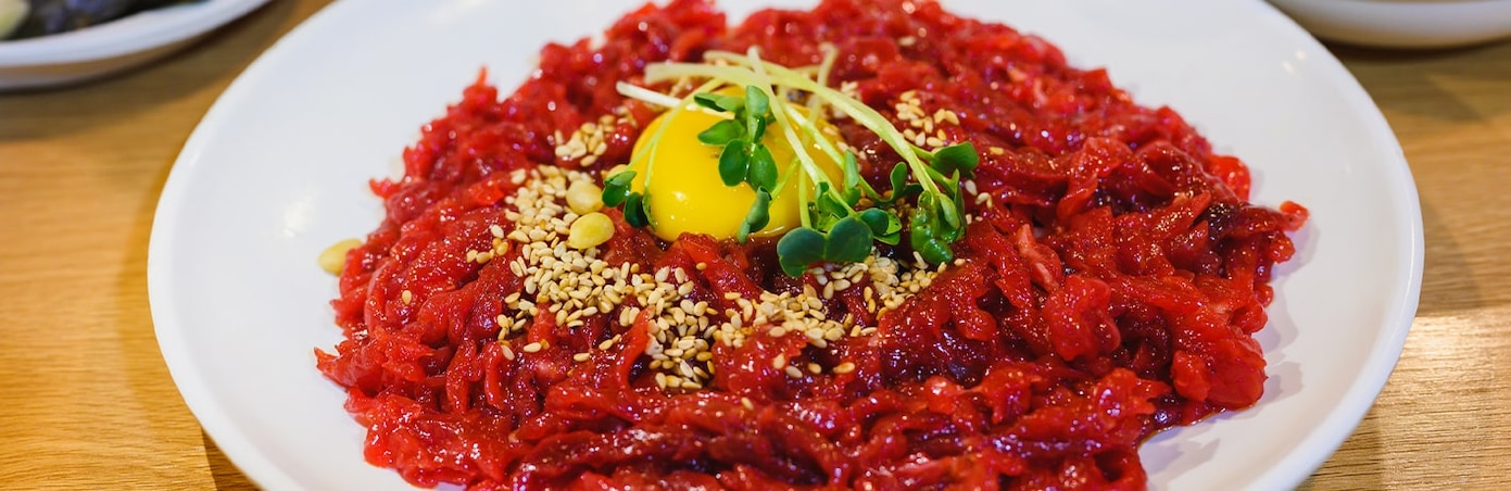 Le yukhoe : tartare de bœuf coréen
