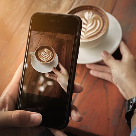 Post d'un latte sur instagram