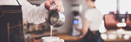 Les lattes : boissons healthy et colorées tendances