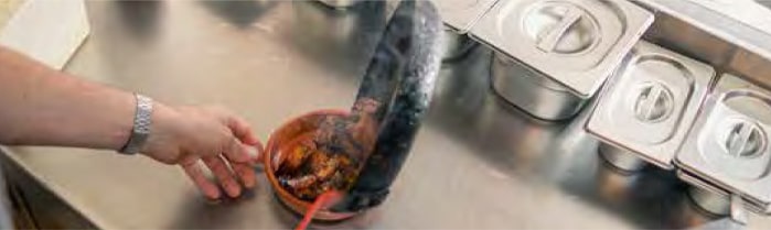 Aliment non utilisé concervé dans un récipient