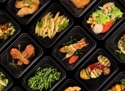 Proposition de plats à emporter en barquette