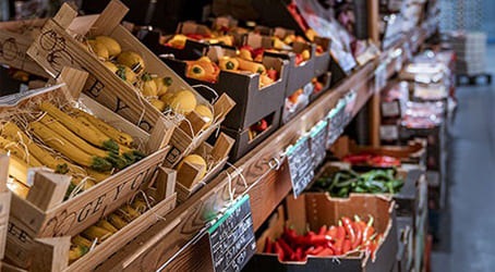 Fruits et légumes en rayon