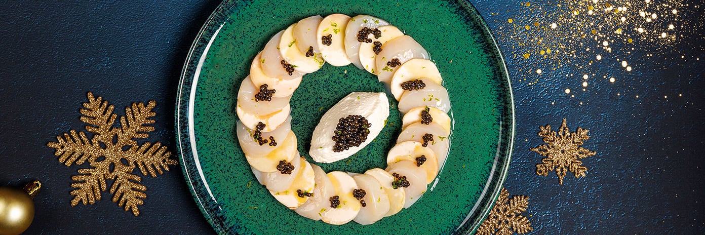 Recette de chef - Noix de Saint-Jacques en carpaccio, champignons de paris, caviar
