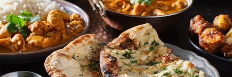 Pain naan et accompagnements