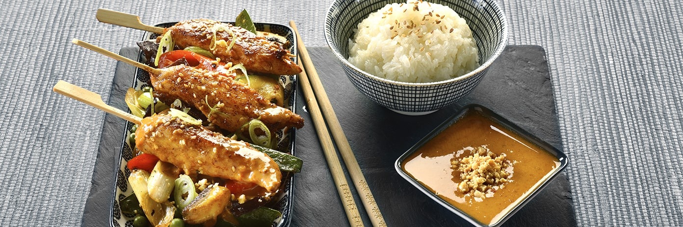 Recette de Chef - Brochette de poulet saté & riz gluant