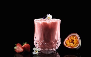 Cocktail Coconut Lips