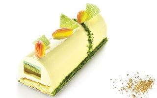 Recette de Chef - Bûche Roussillon, dragées, pistache et abricot