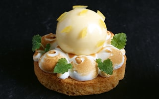 Recette de Chef - Tartelette aux agrumes meringuée et chartreuse