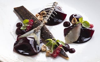 Recette de Chef - Maquereaux, betteraves, noisettes, mourons des oiseaux