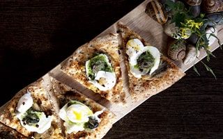 Recette de Chef - Pizza 'Apéro sous la pluie' aux escargots