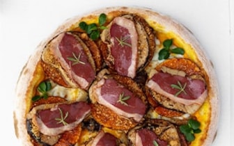 Recette de Chef - Pizza 'La balade automnale' au potimarron et magret de canard