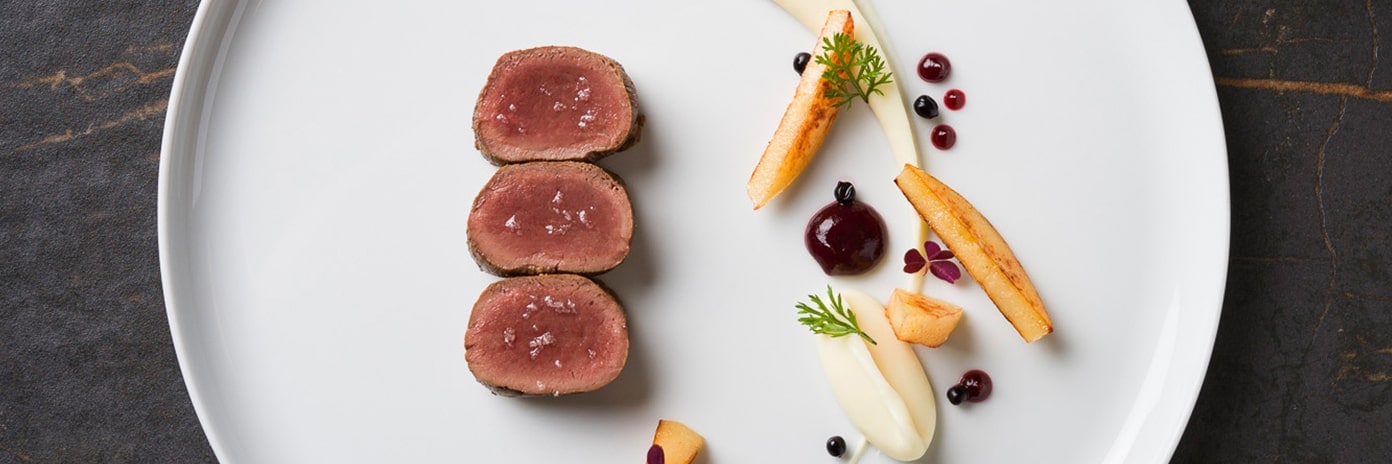 Recette de chef - Chevreuil, panais et coing, condiment sureau